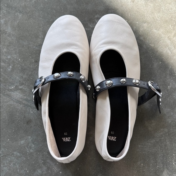 Zara Studded Leather Ballet Flats - Picture 3 of 11